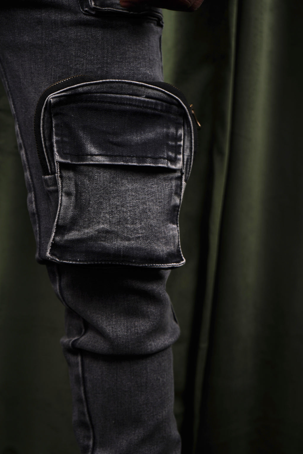 Mens 'Bucket' Cargo Jeans